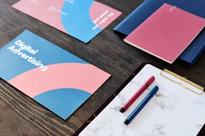 Branding und Moodboard – strategische Markenentwicklung mit Printmaterialien